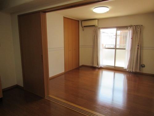 プリエール石津