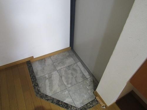 プリエール石津