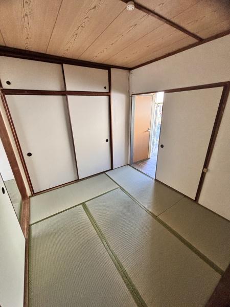 イソミハイツ