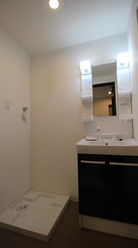 アンレーヴ羽衣