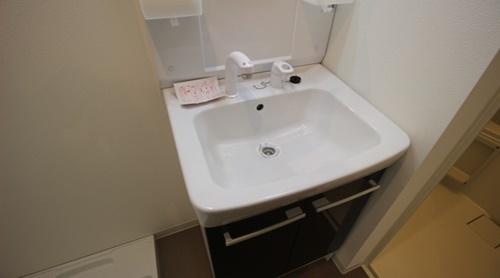 アンレーヴ羽衣