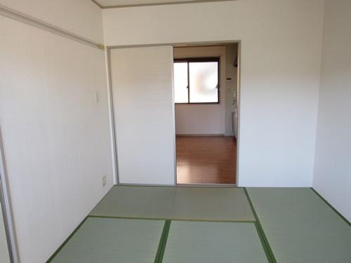 紙屋ハウス5番館　E棟