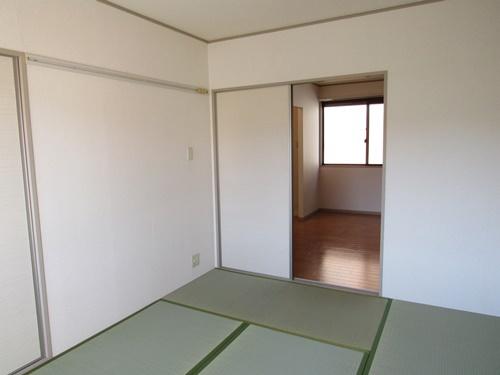 紙屋ハウス5番館　E棟