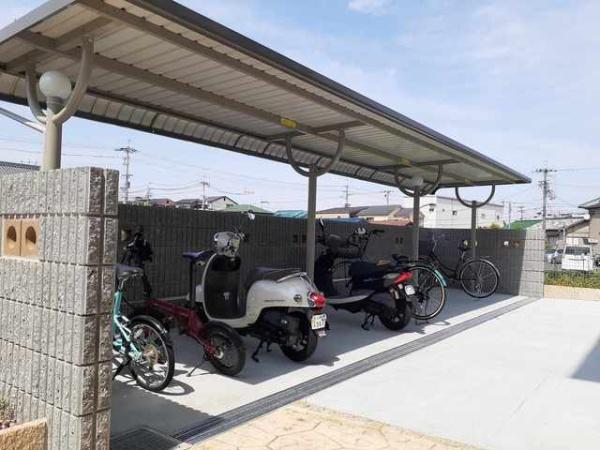 和泉市府中町のアパート