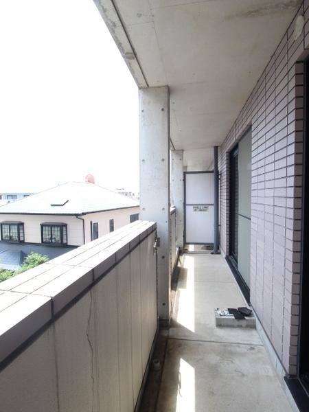 コート上野芝