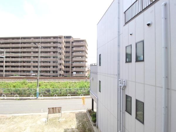 コート上野芝