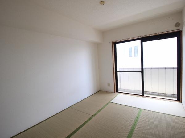 コート上野芝