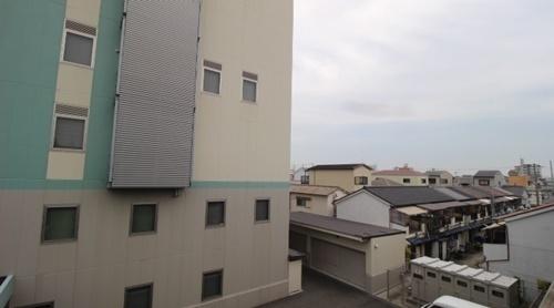 ロイヤル石津