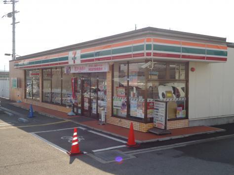 シャーメゾン　ベル　フルール(セブンイレブン和泉小田町店)