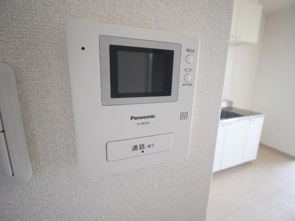 ファミール高石