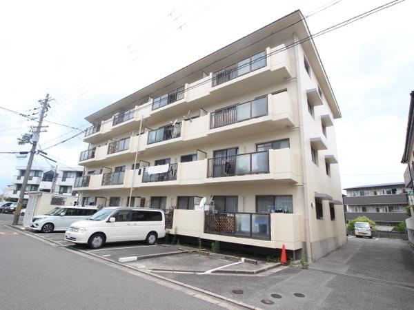 ファミール高石