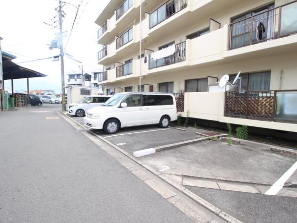 ファミール高石
