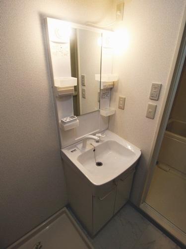 コート石津川