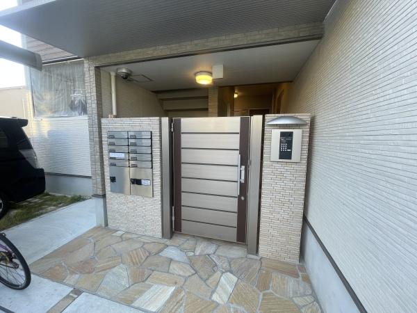 堺市西区鳳中町４丁のアパート