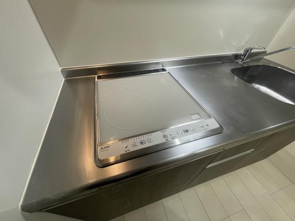堺市西区鳳中町４丁のアパート