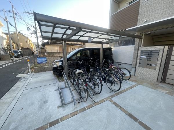 堺市西区鳳中町４丁のアパート