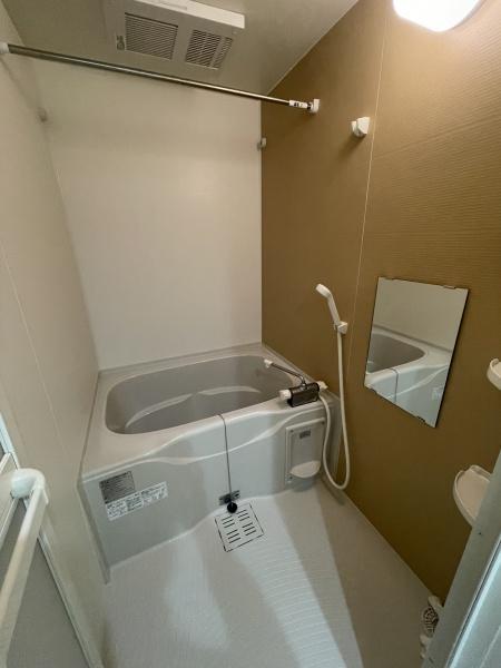 堺市西区鳳中町４丁のアパート