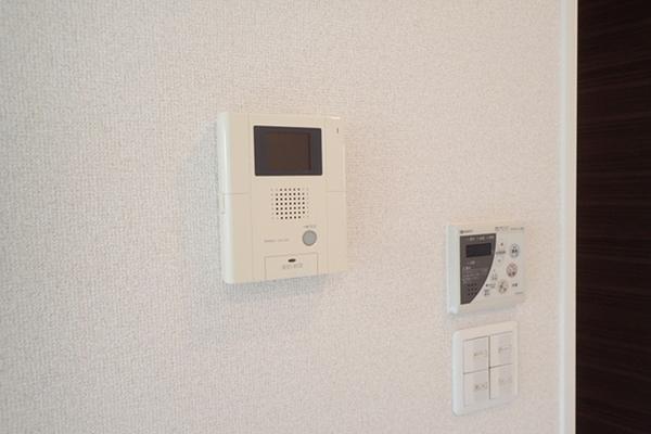 シャーメゾン小津