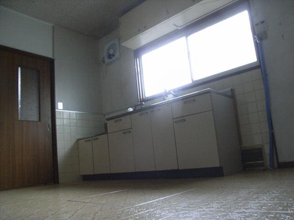 伯太町4丁戸建て