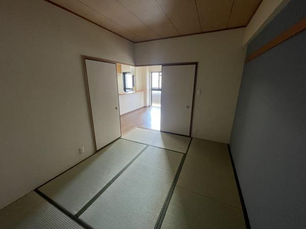 フローラ東館