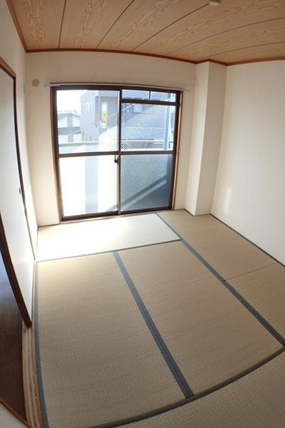 草愛マンション　B棟