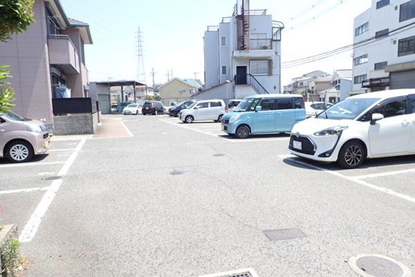 ファミール取石　　A棟