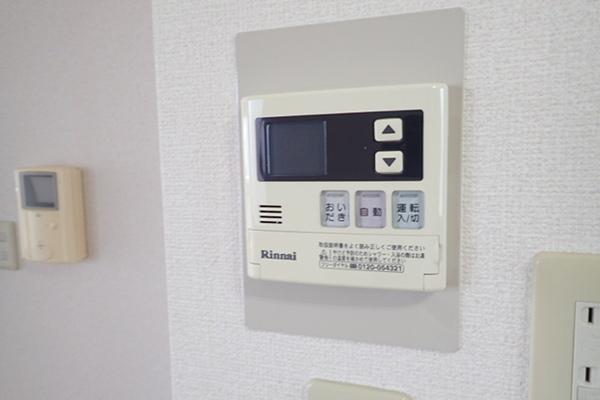 ファミール取石　　A棟