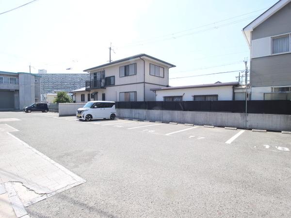 シャーメゾン美央