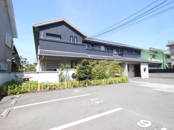 シャーメゾン美央