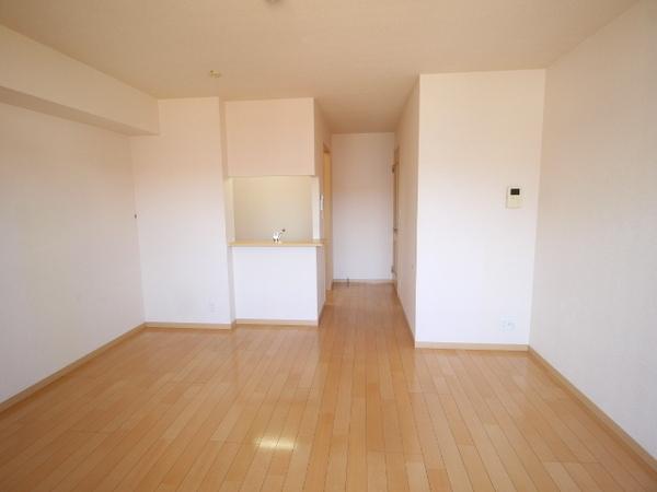 シャーメゾン美央