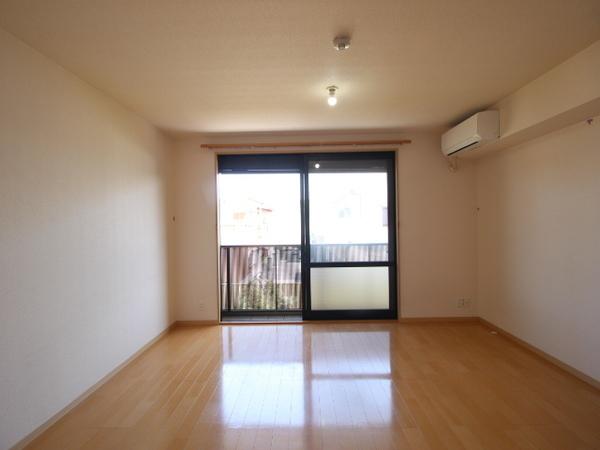 シャーメゾン美央