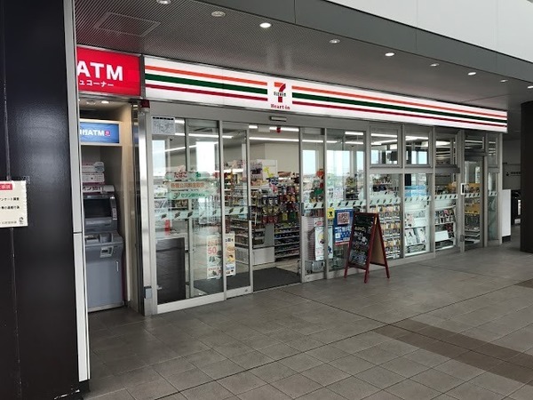 モアクレスト東豊中(セブンイレブンハートインJR和泉府中駅改札口店)