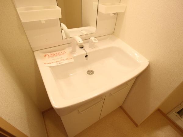 ハートベイル　A棟