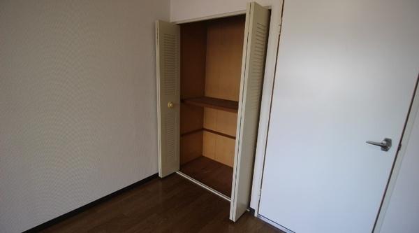 ロイヤルステート津久野