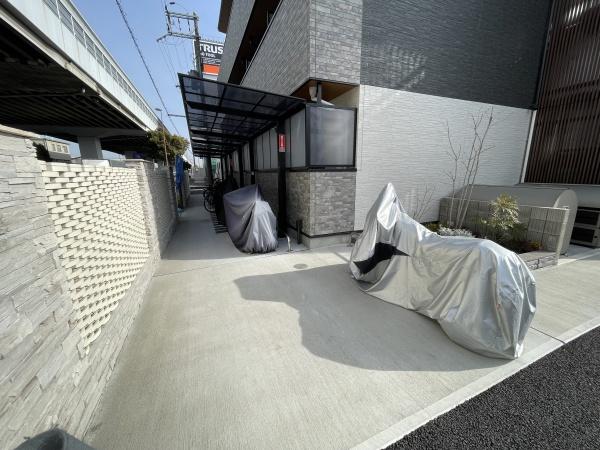 アジュール石津　A棟