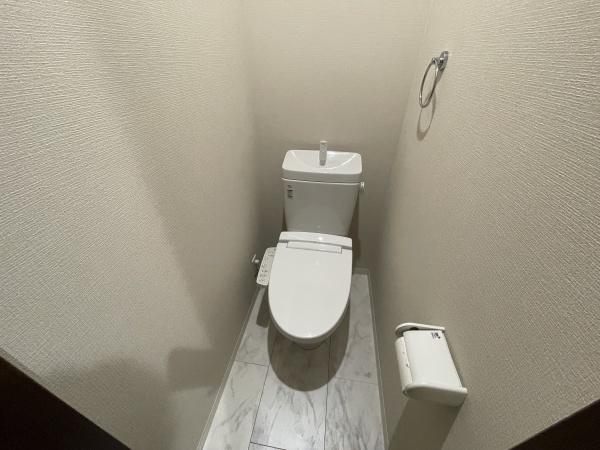 アジュール石津　A棟