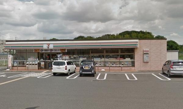 パークサイドコート(セブンイレブン堺草部店)