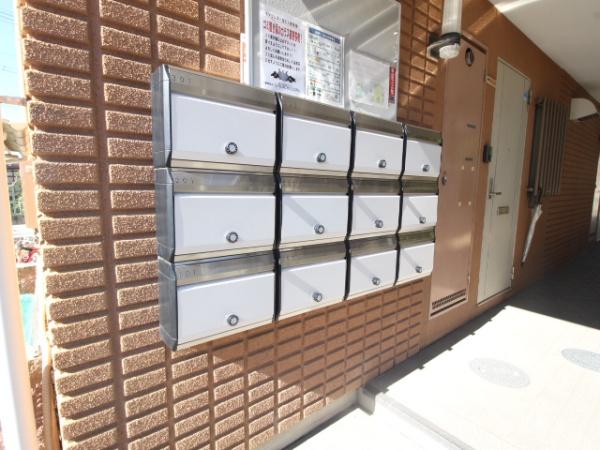 モアクレスト友