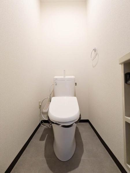 リバーハイツ石津