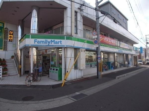 ヴェルハイツ2(ファミリーマート春木駅前店)