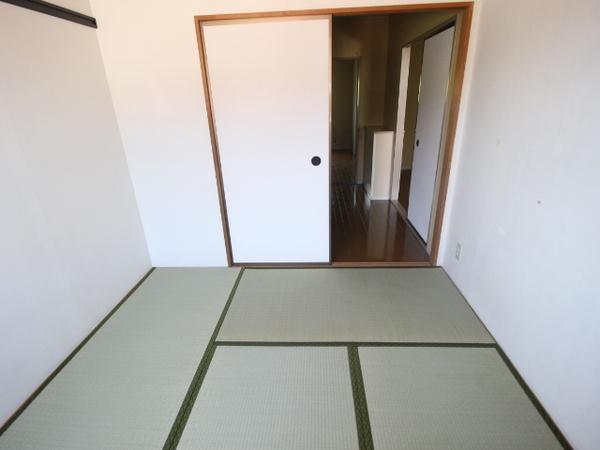 浜寺グリーンハイツ　B棟