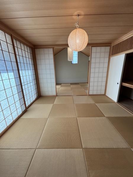鳳東町2丁平屋