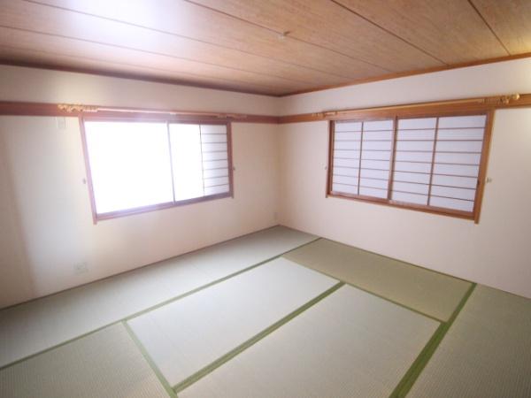 綾園戸建