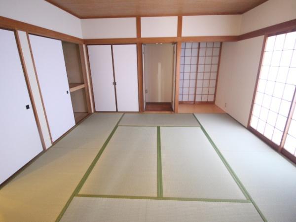 綾園戸建