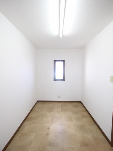 綾園戸建
