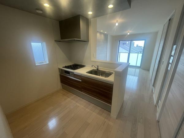 ハイツストラッセ2