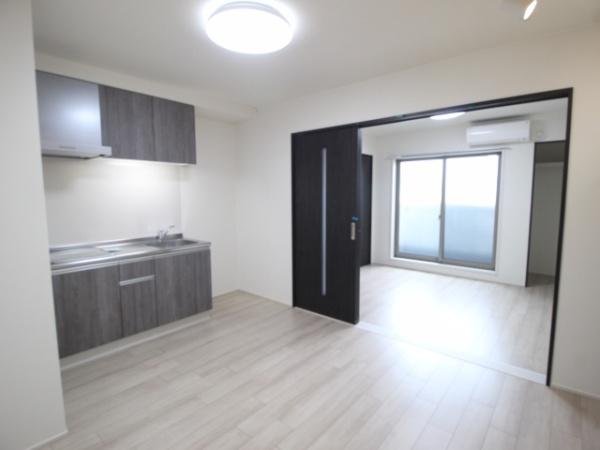 フジパレス高石千代田 2番館(リビング)