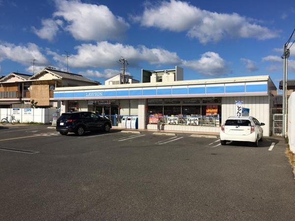 コリーヌ池上(ローソン泉大津千原町店)