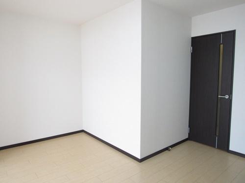 モンサント田中町