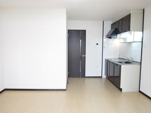 モンサント田中町